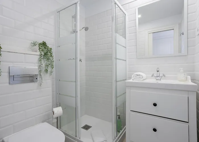 Bright & Stylish Flat In Trendy Grcia Appartamento *