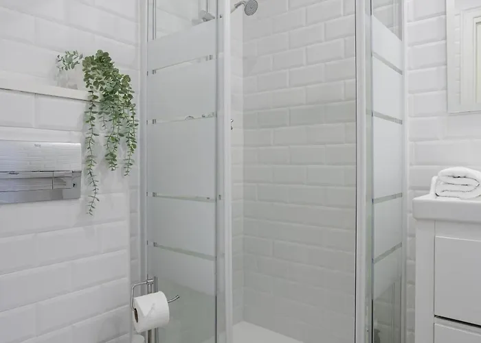 Bright & Stylish Flat In Trendy Grcia Barcellona