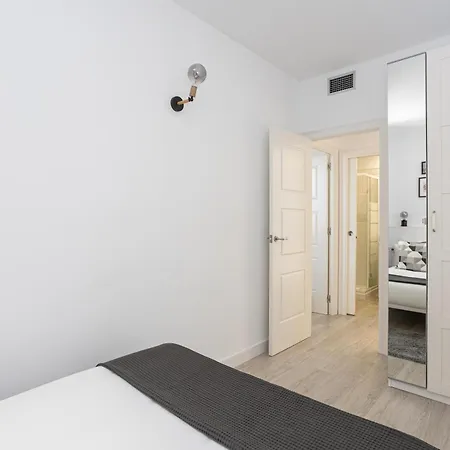 Bright & Stylish Flat In Trendy Grcia Apartment Barcelona