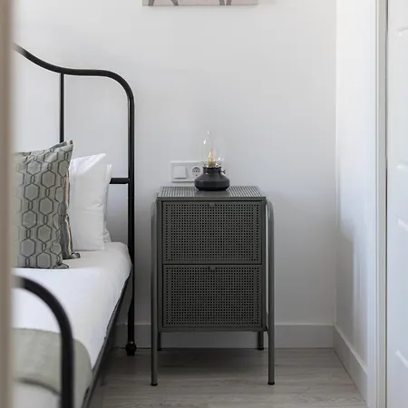 Bright & Stylish Flat In Trendy Grcia Daire Barselona
