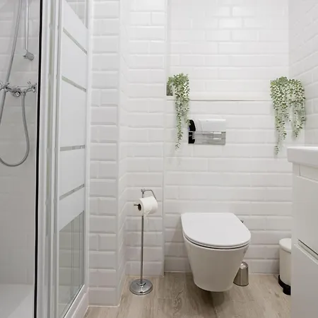 Daire Bright & Stylish Flat In Trendy Grcia